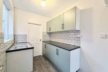 3 bed house, Runswick Drive, Wollaton, Nottingham, NG81JF - Image 2